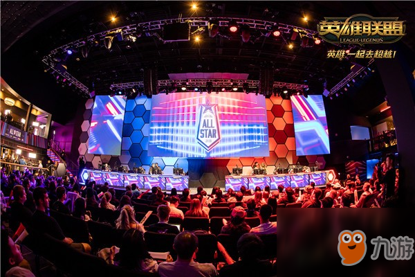 Xiaohu卢锡安圣枪巅峰输出 Light三杀收割战场 WBG3-2TES