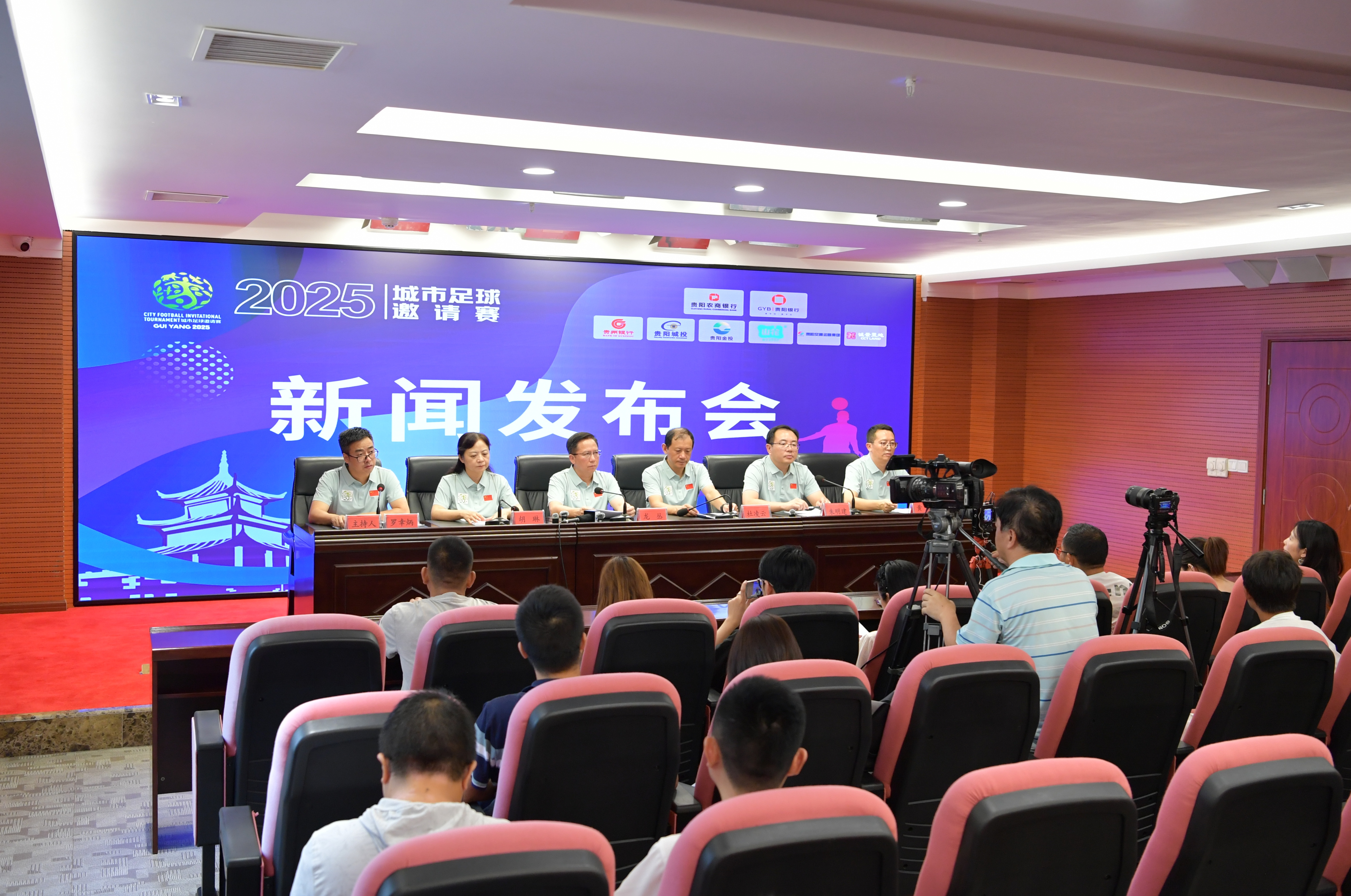 Jiejie至臻冠军卡宣传片：“嘉文五世”的冠冕，光芒万丈